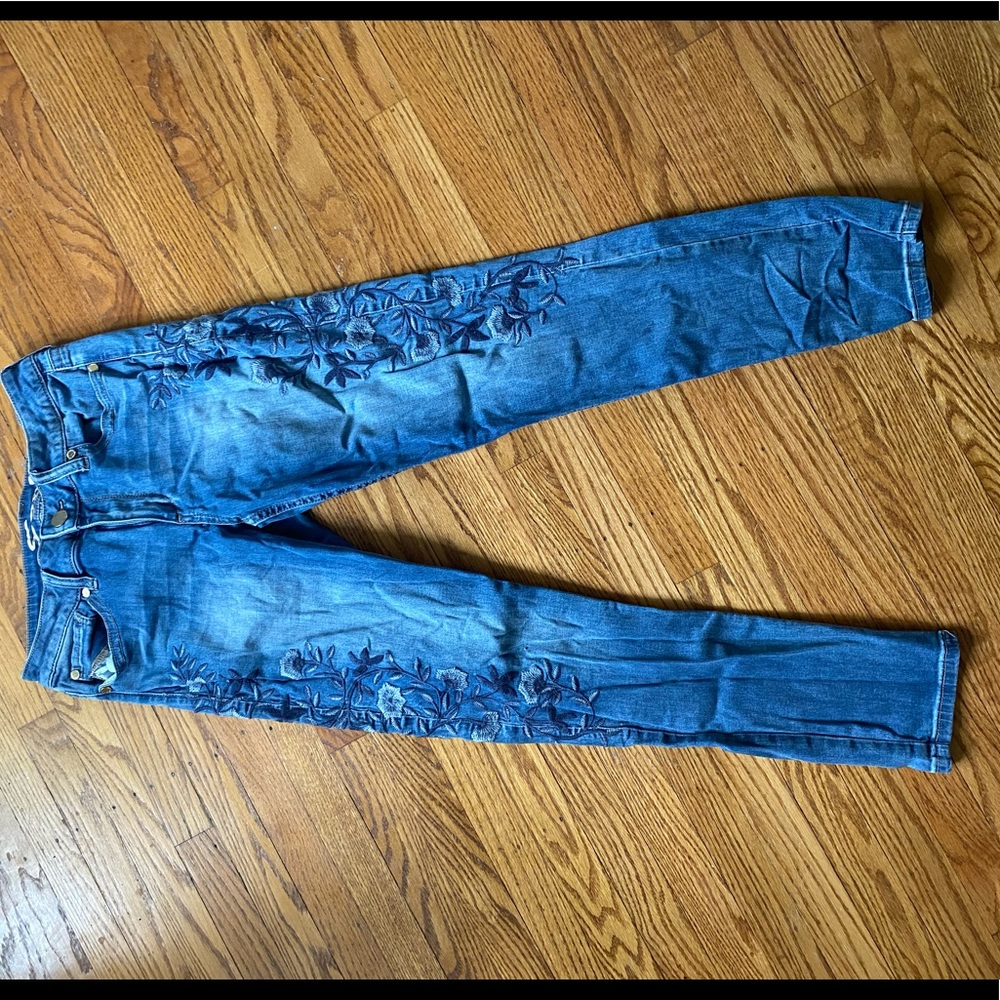Floral design jeans